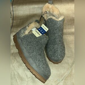 Dearfoams ~ Half Boot Slippers